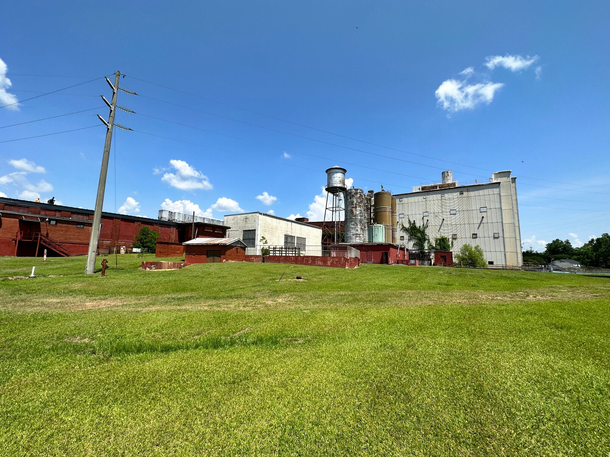 520 Comer St, Alexander City, AL for Sale