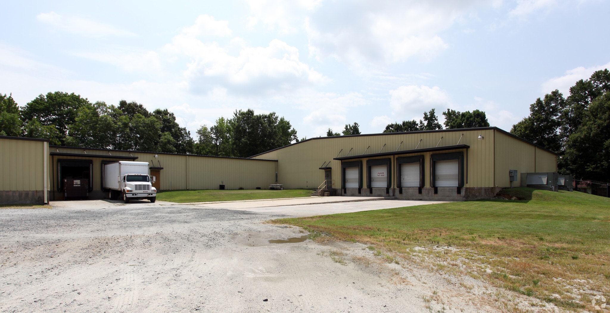 701 Eden Ter, Archdale, NC for Rent