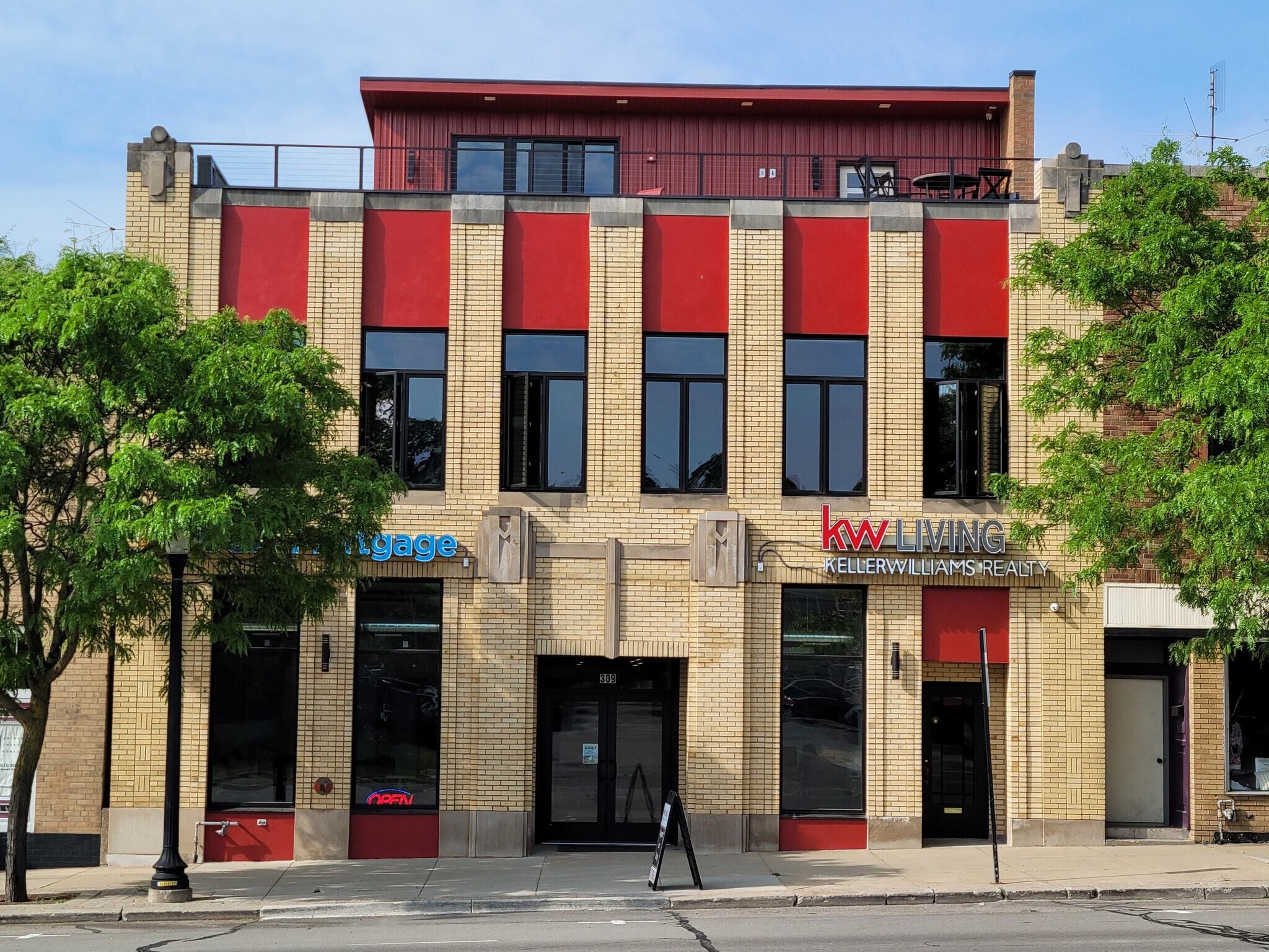 210 E Sibley St, Howell, MI for Rent
