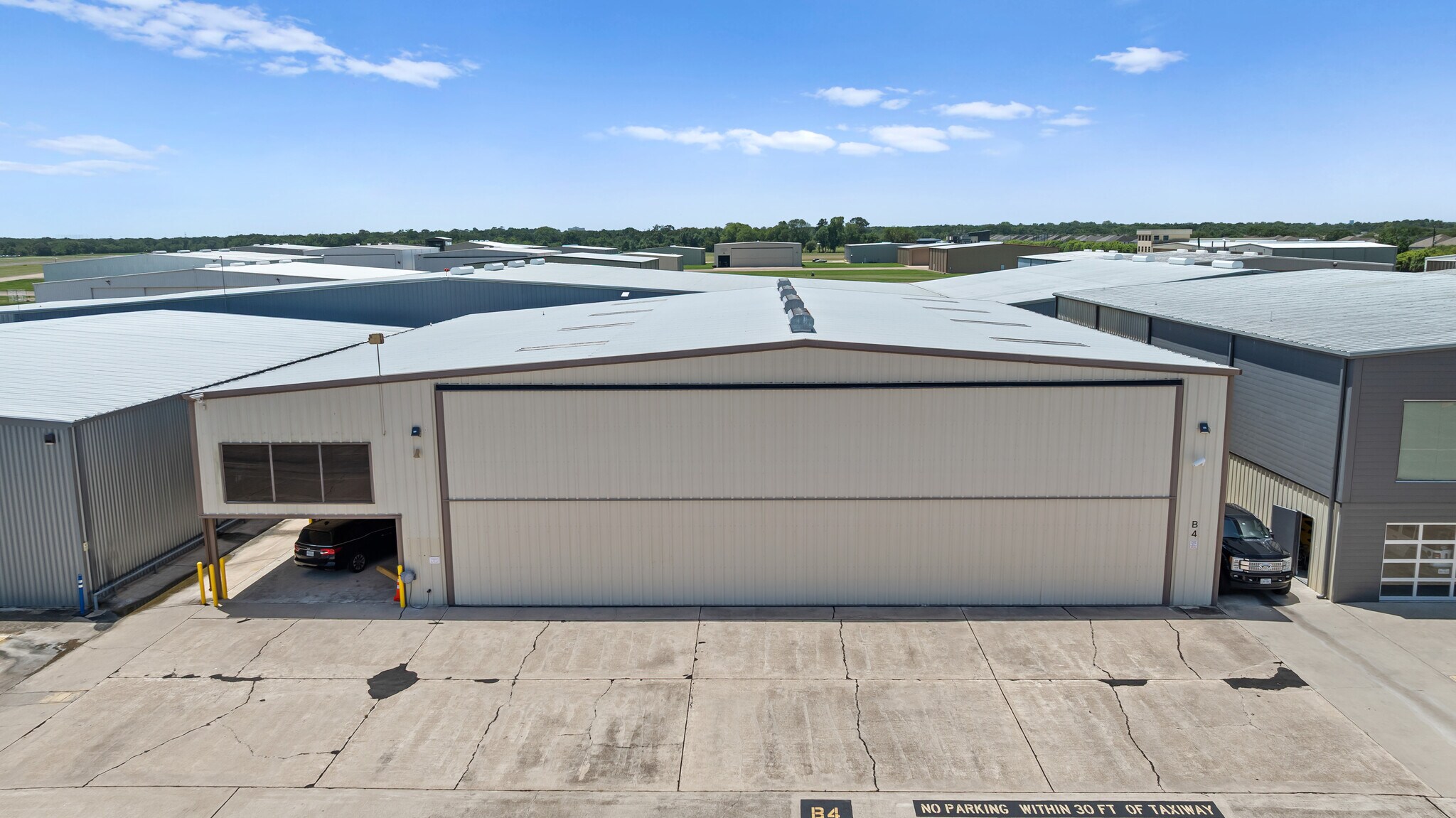 18000 Groschke Rd, Houston, TX for Rent