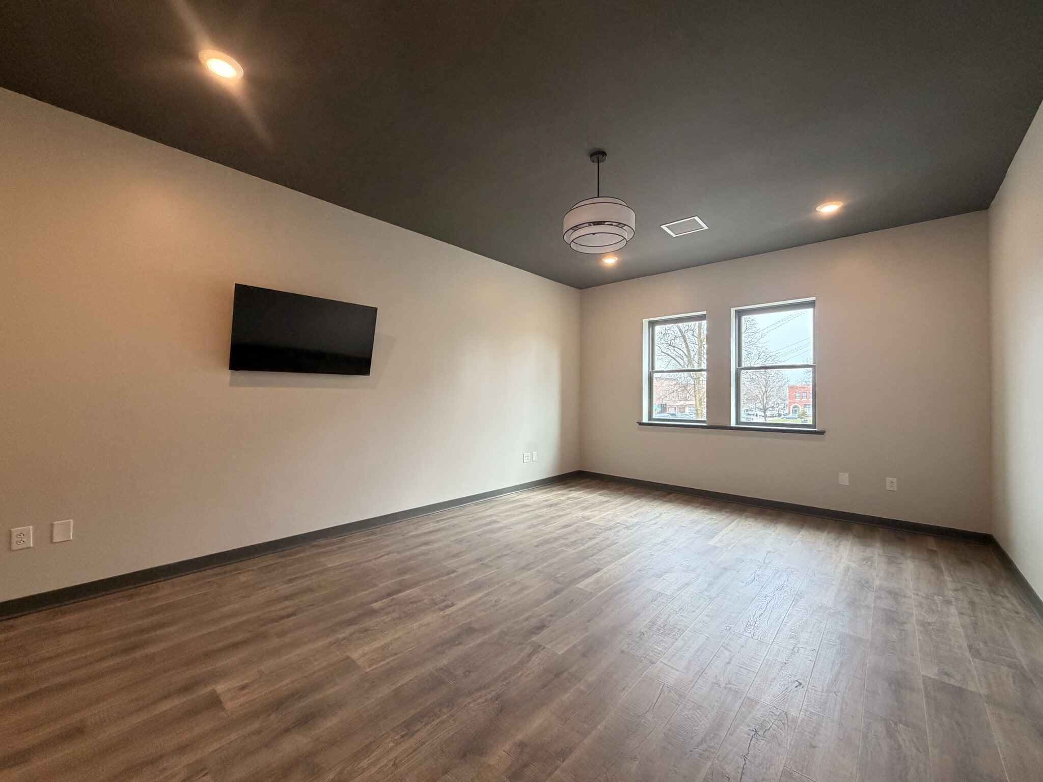 4-20 W Main St, Danville, IN for Rent