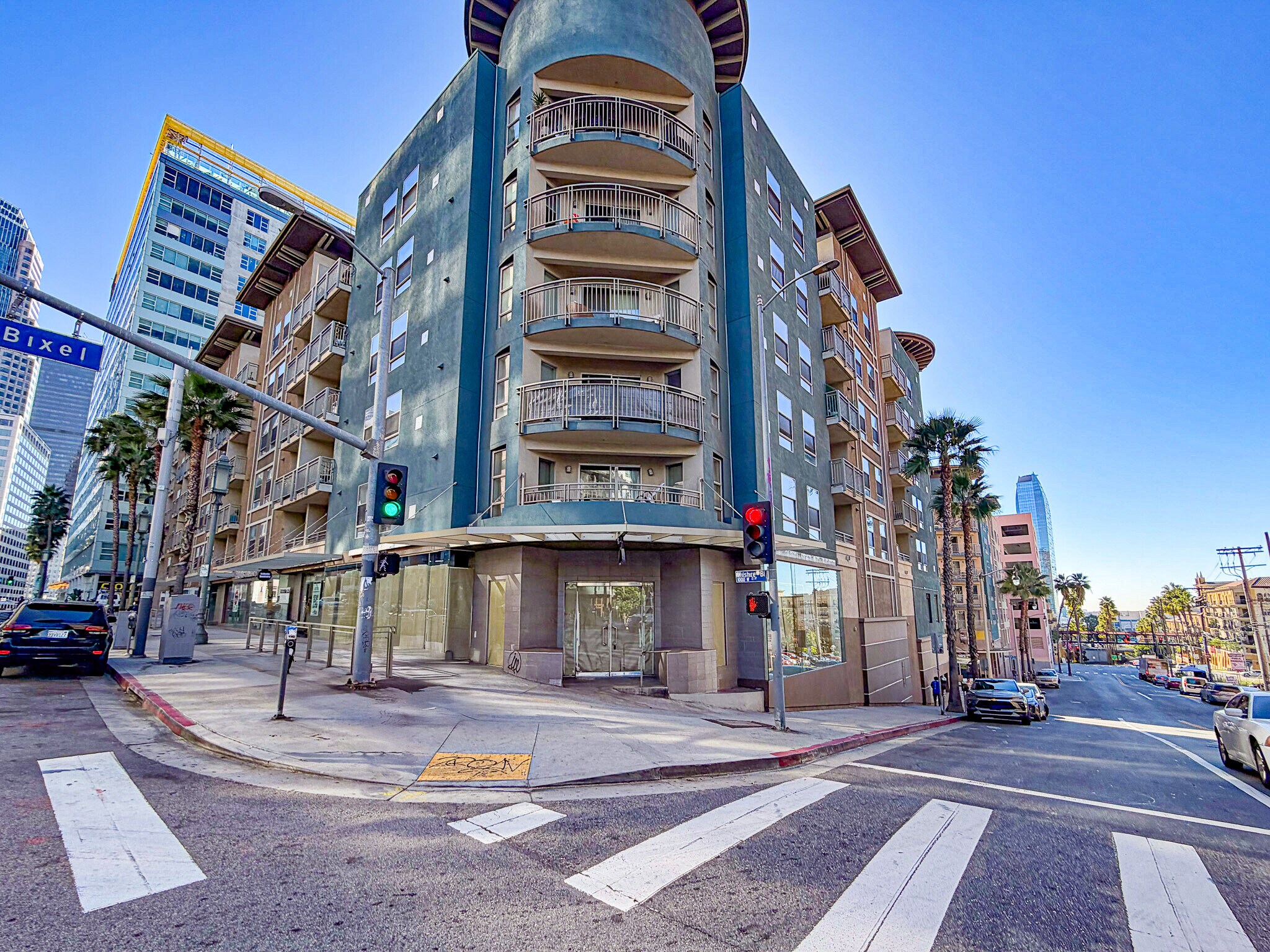 670 S Bixel St, Los Angeles, CA for Rent