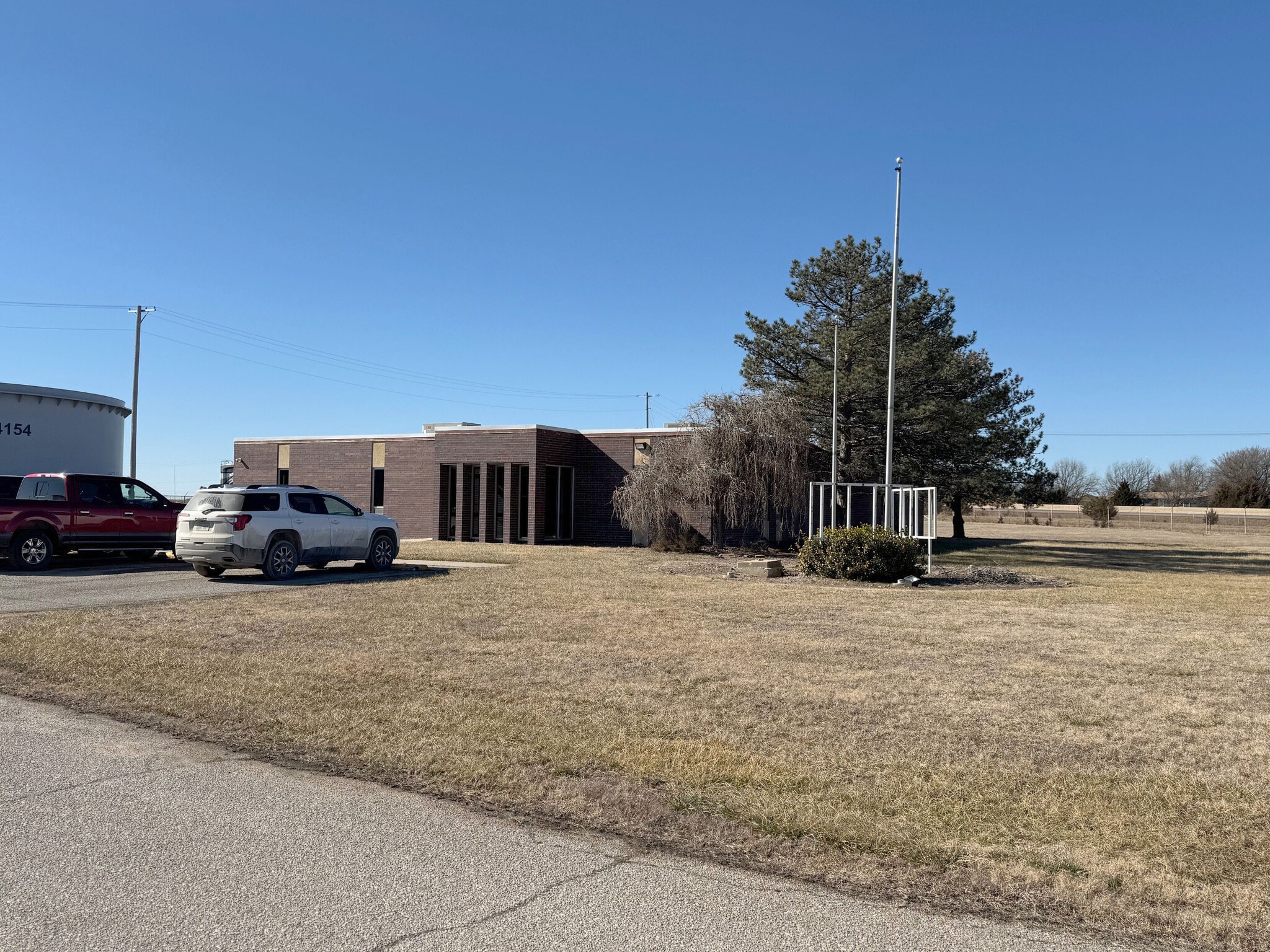 3913 SW 10th St, El Dorado, KS for Sale
