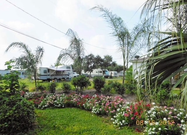 6127 Highway 6, Hitchcock, TX for Sale