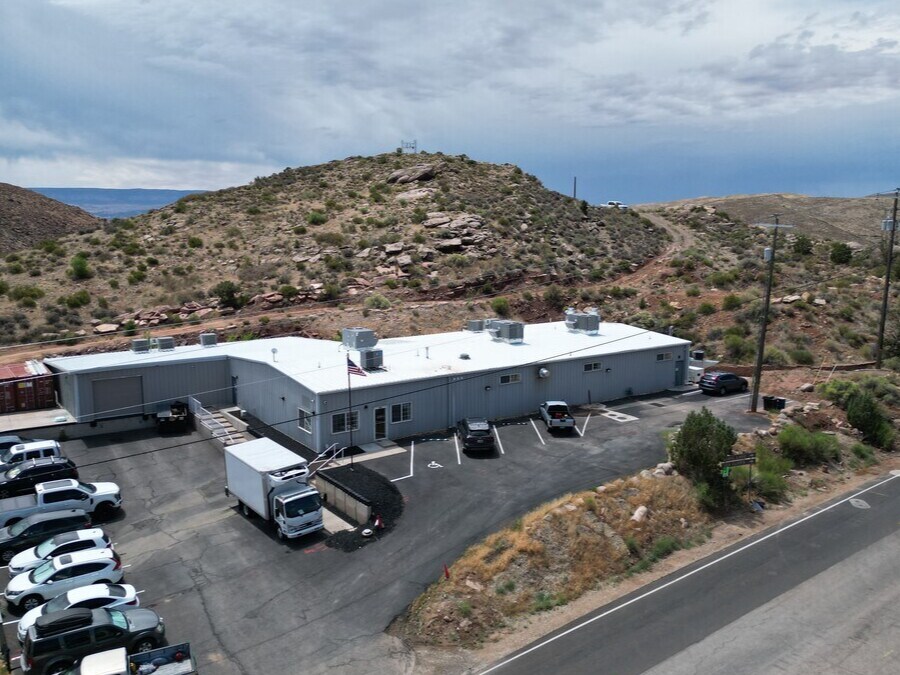 590 N Main St, Leeds, UT for Sale