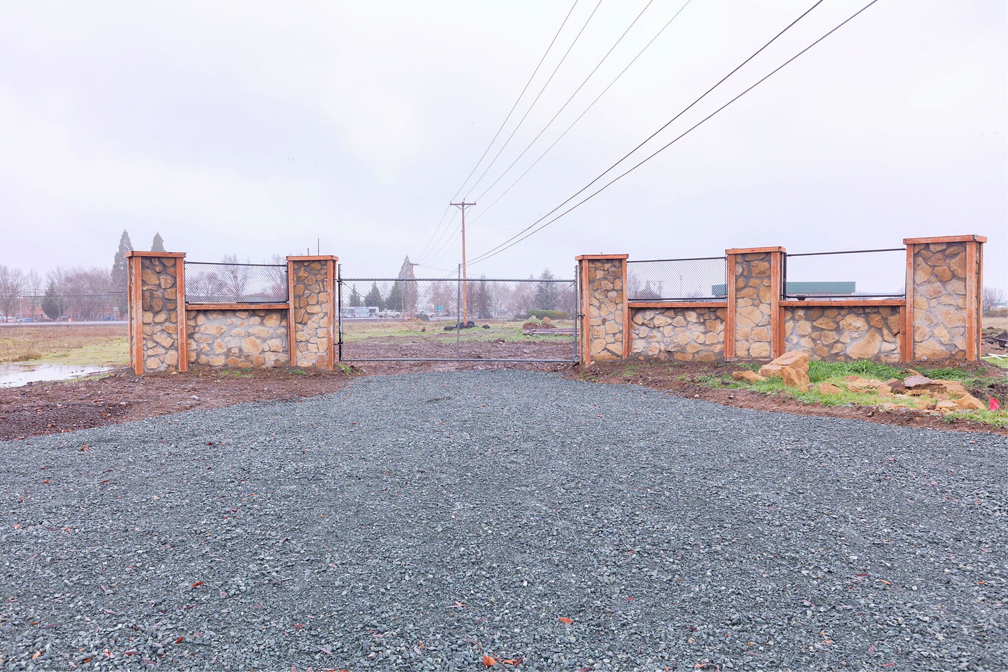 3083 Ave H, White City, OR for Sale