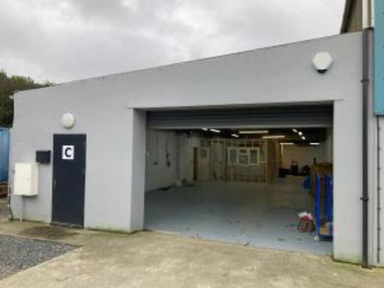 Water-Ma-Trout, Helston, CON for Rent
