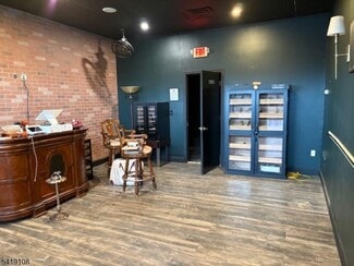 Green Brook, NJ Retail - 32-34 Us-22