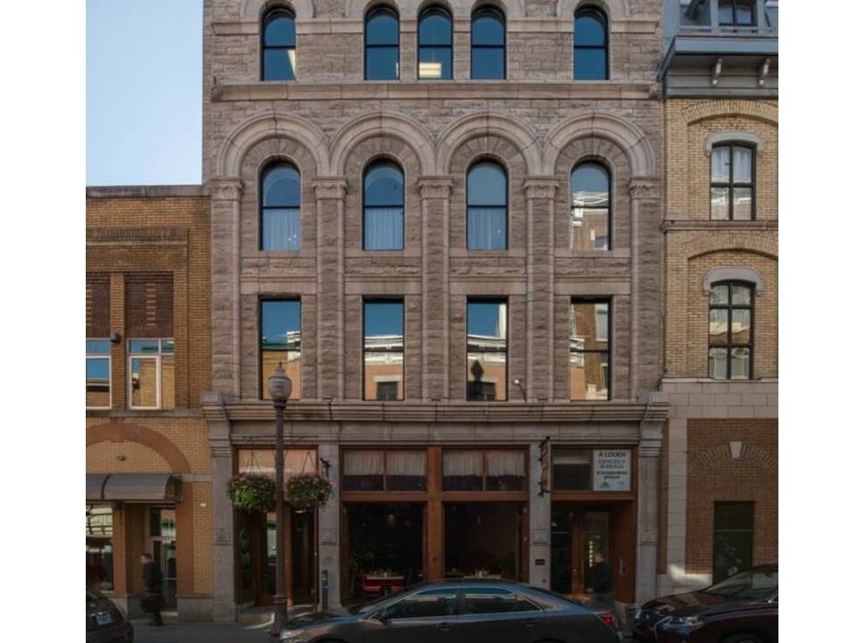 633 Rue Saint-Joseph E, Québec, QC for Rent