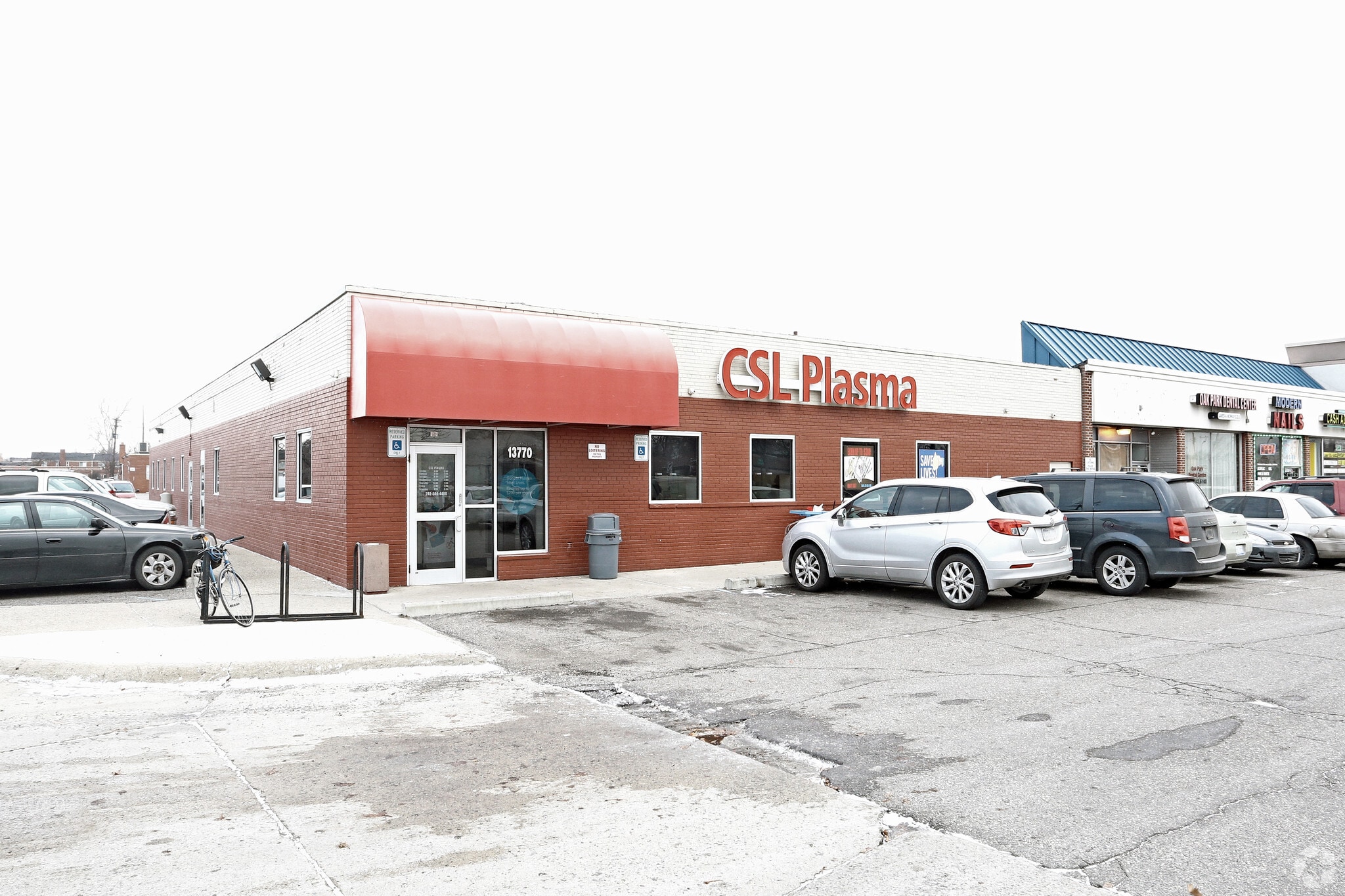 13770 W 9 Mile Rd, Oak Park, MI for Sale