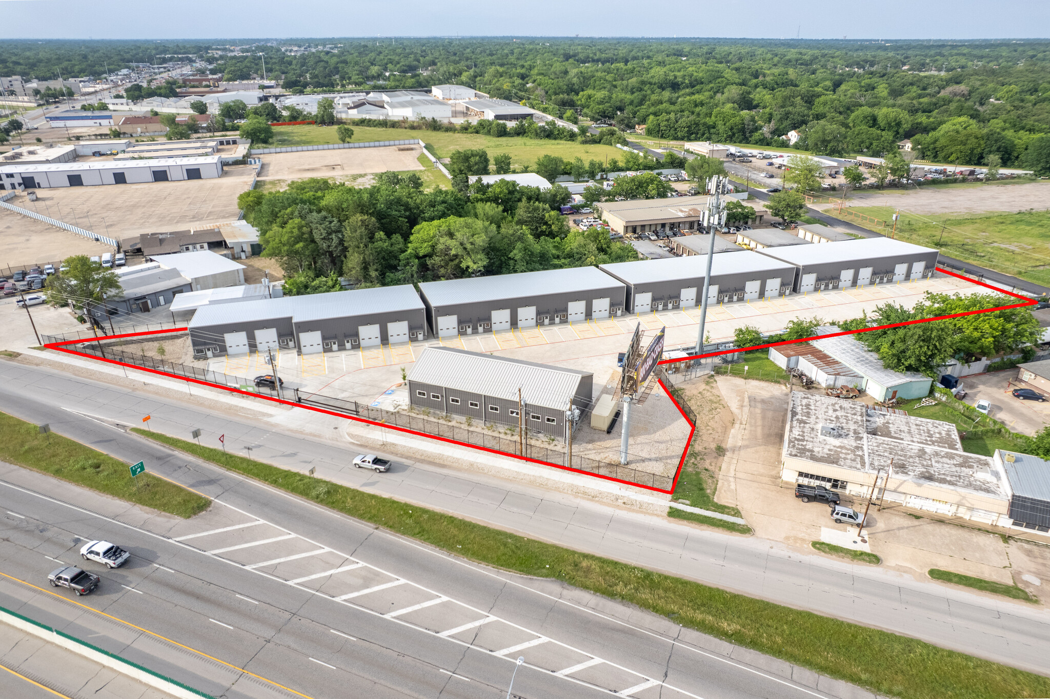 8140 C F Hawn fwy, Dallas, TX for Rent