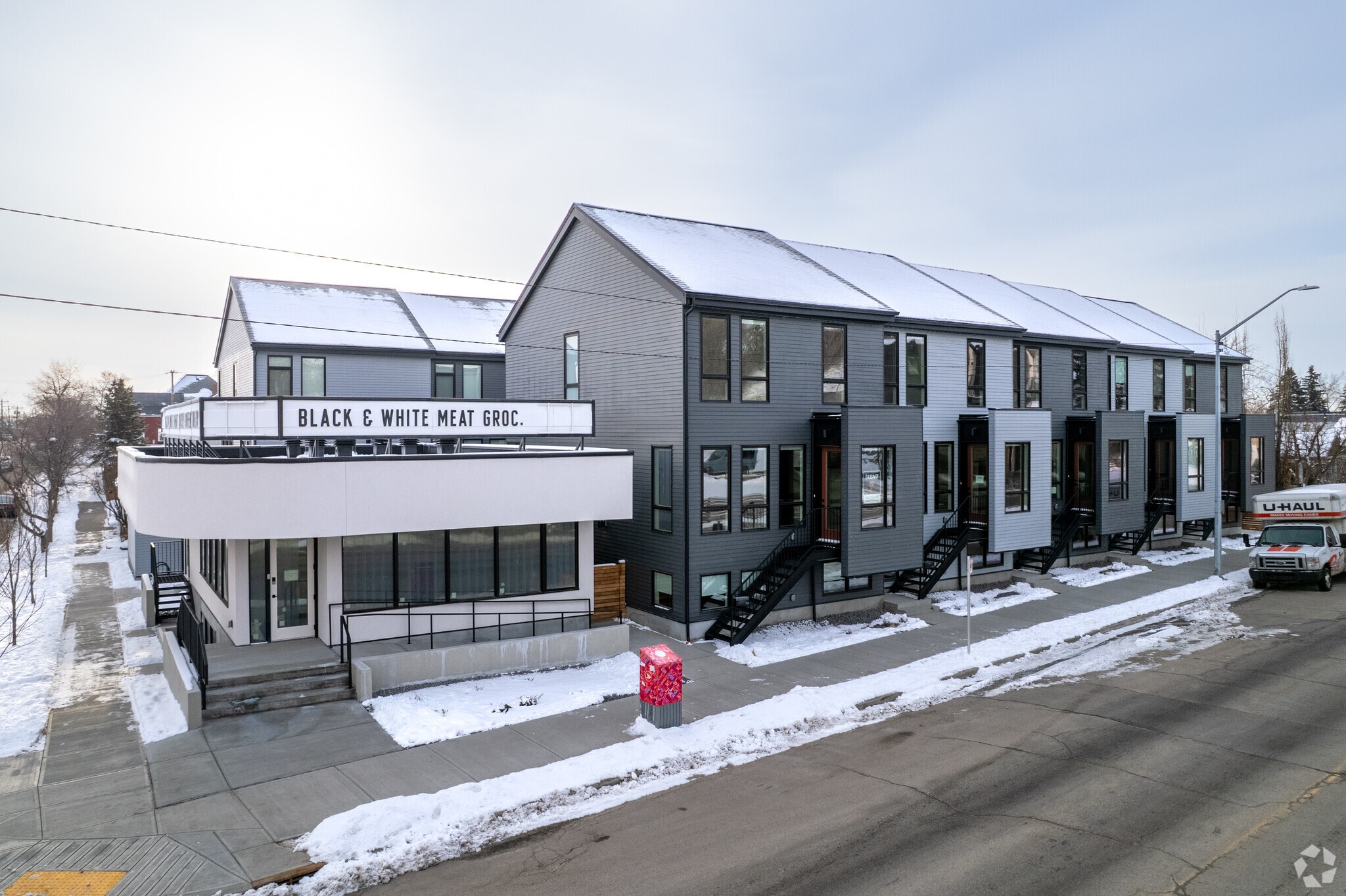 903 17 Av SE, Calgary, AB for Rent