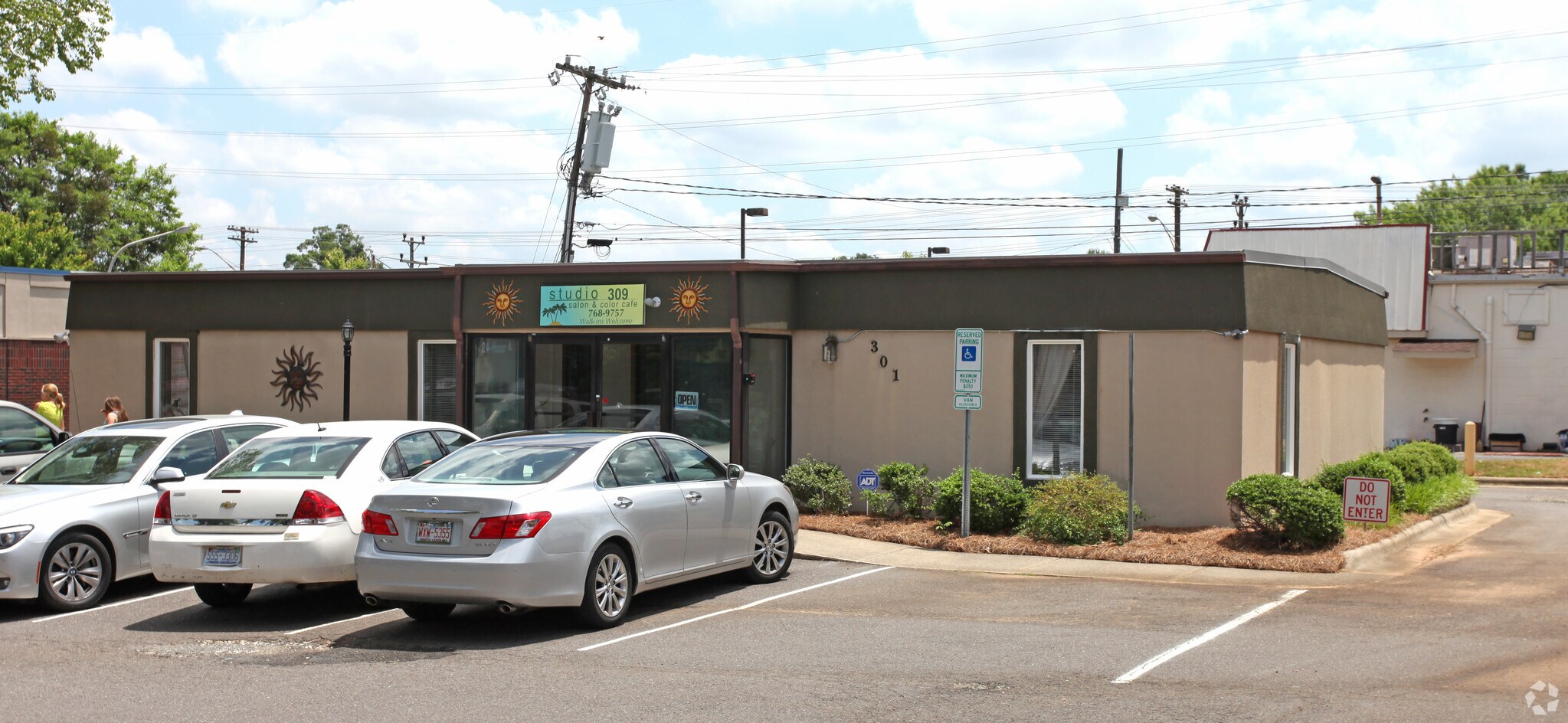 301 Harvey St, Winston-Salem, NC for Sale
