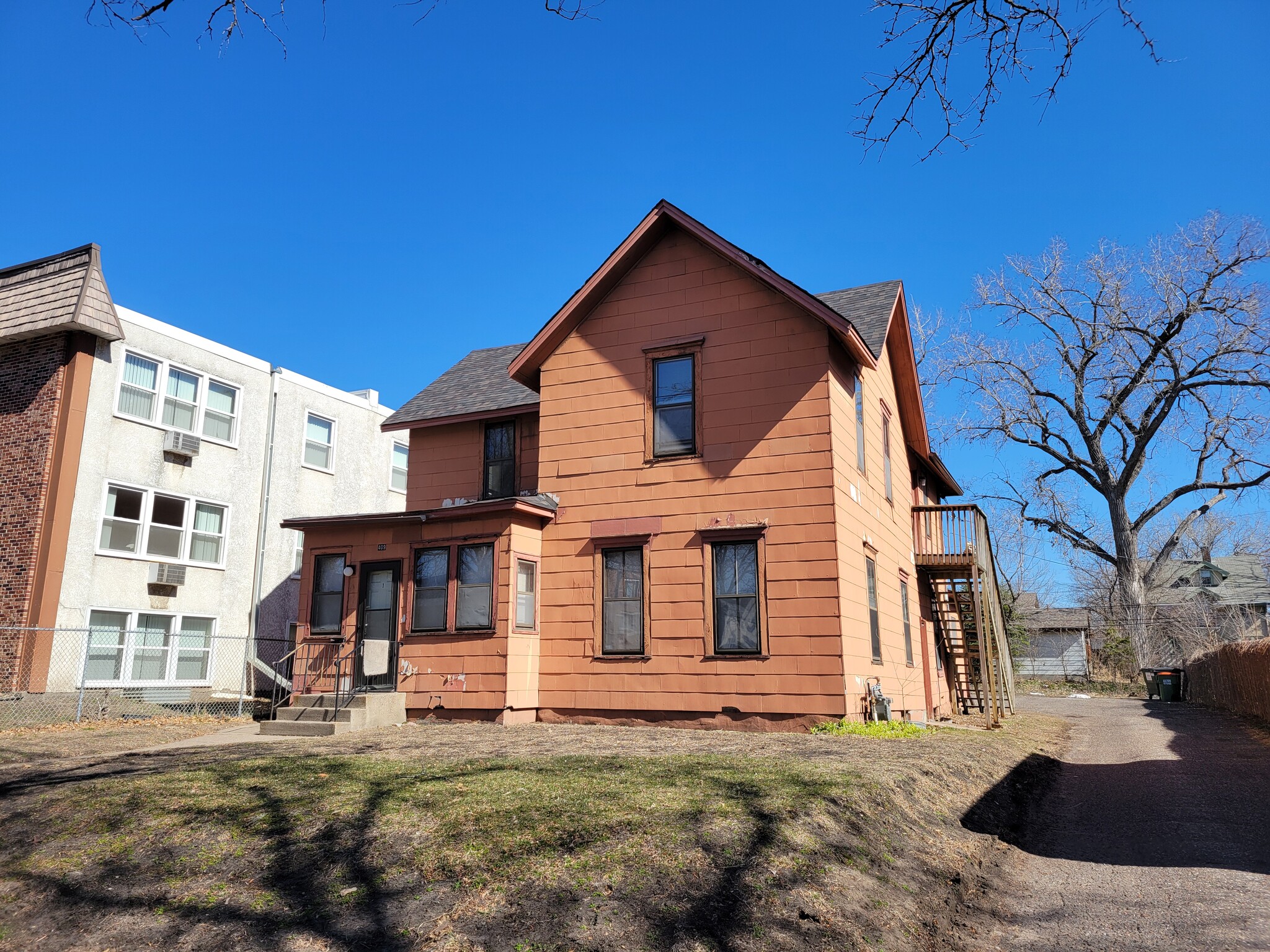 409 7th St, Minneapolis, MN for Sale