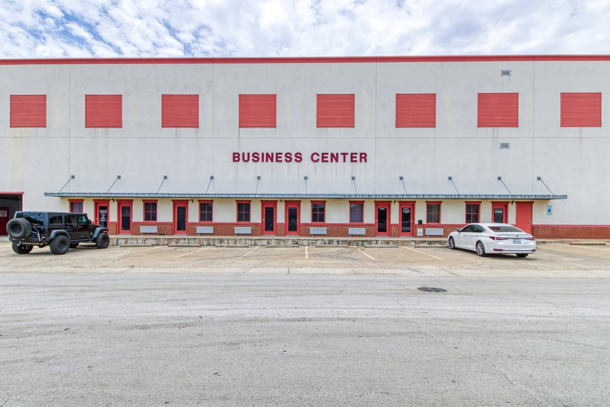 7410 Boulevard 26, Richland Hills, TX for Rent