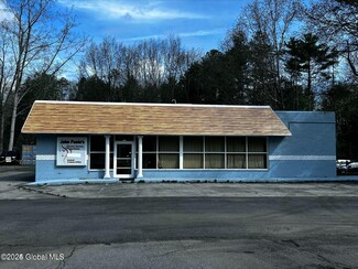 Ballston Spa, NY Storefront Retail/Office - 426 Geyser Rd