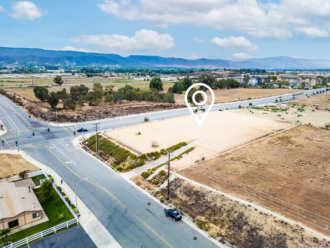 41225 Guava St, Murrieta, CA for Rent