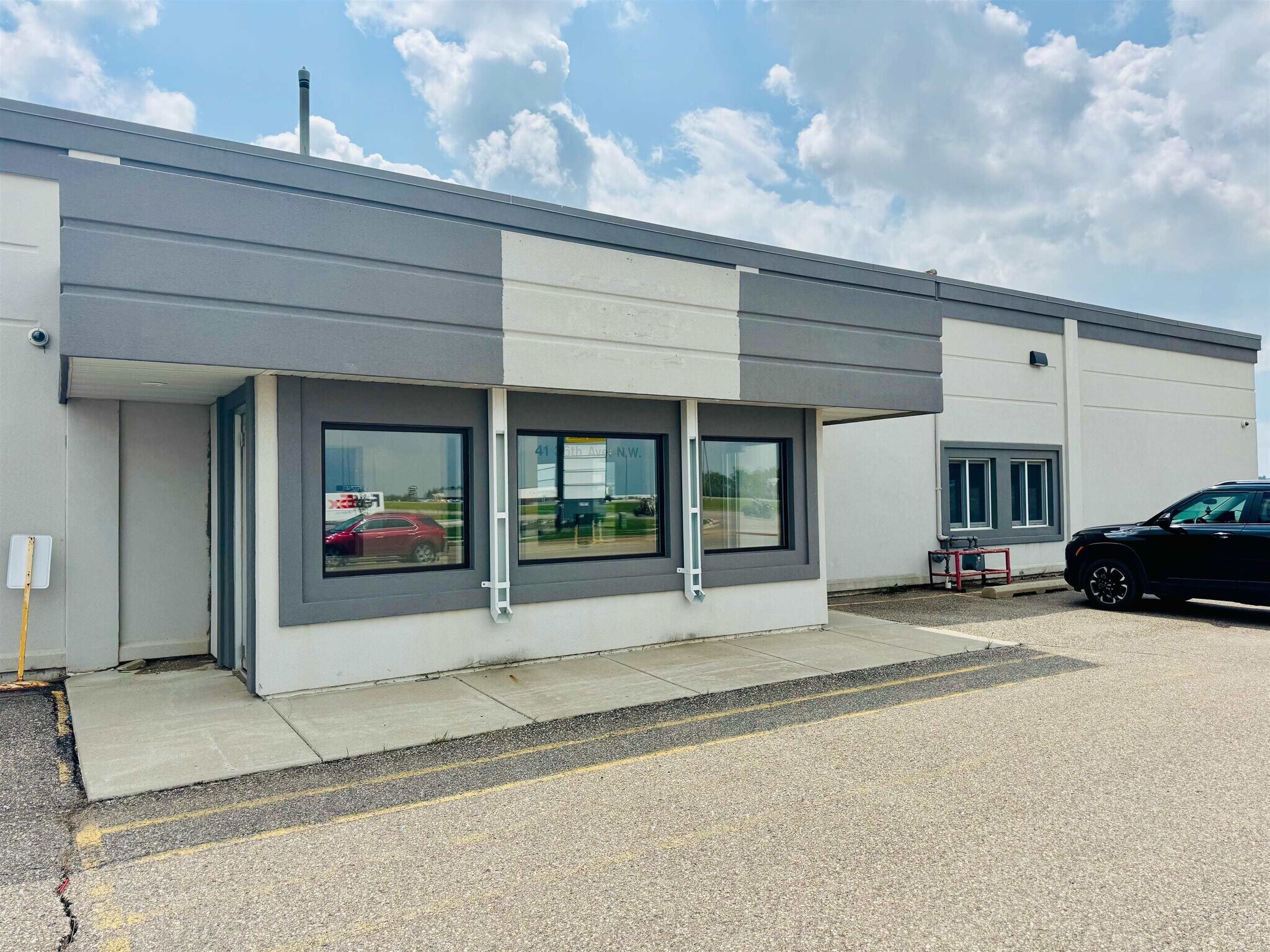 3520 N Broadway, Minot, ND for Rent