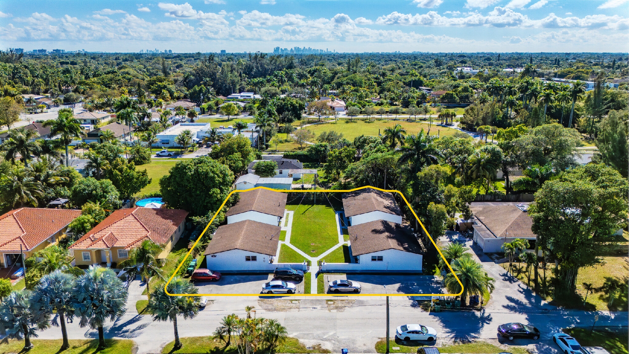 60 NW 161st St, Miami, FL for Sale