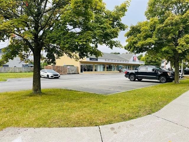 730 Boul Du Mont-Royal, Gatineau, QC for Sale