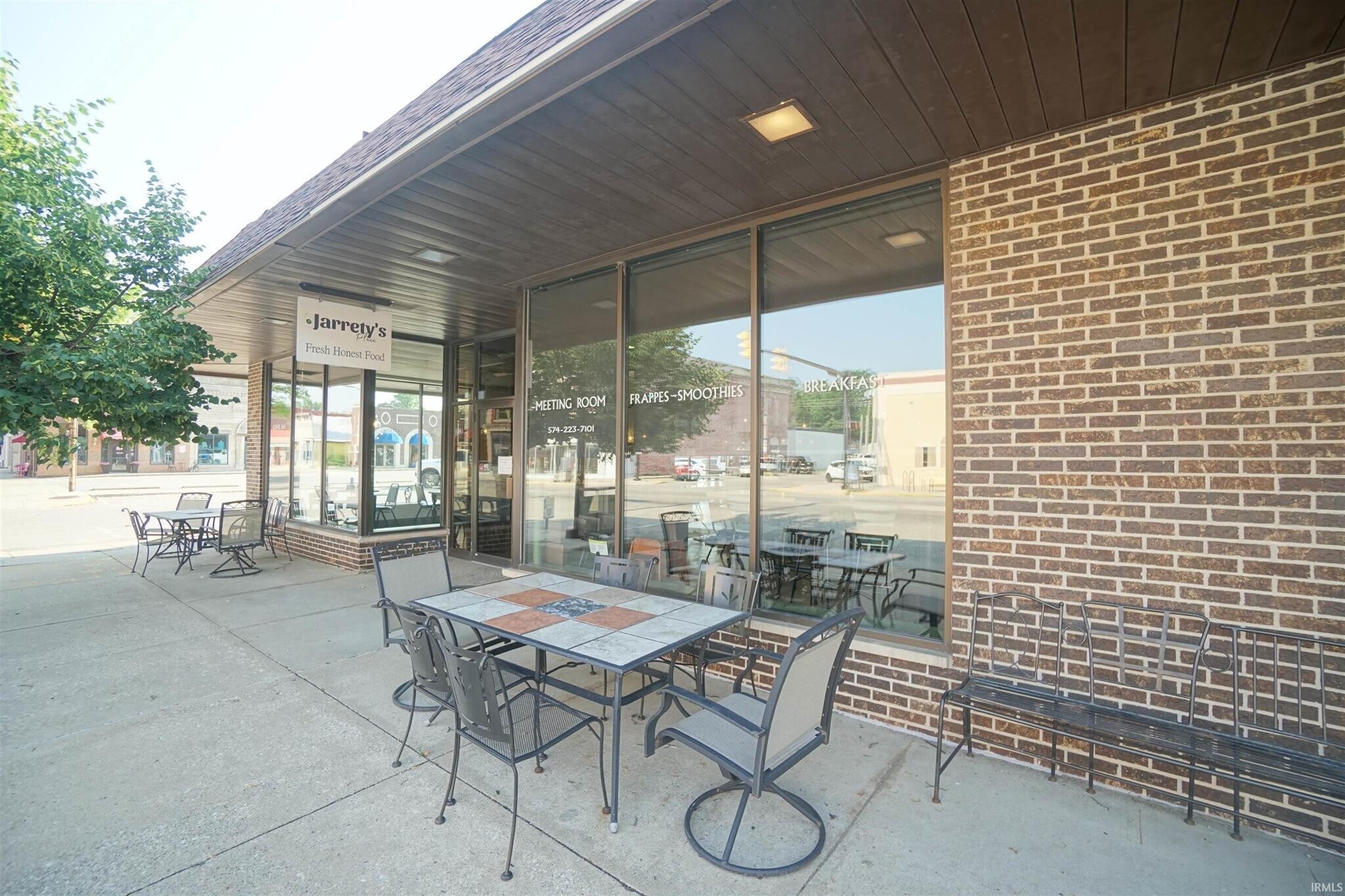 701 Main St, Rochester, IN for Sale
