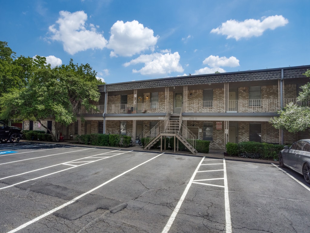 1507 E 15th St, Plano, TX for Sale