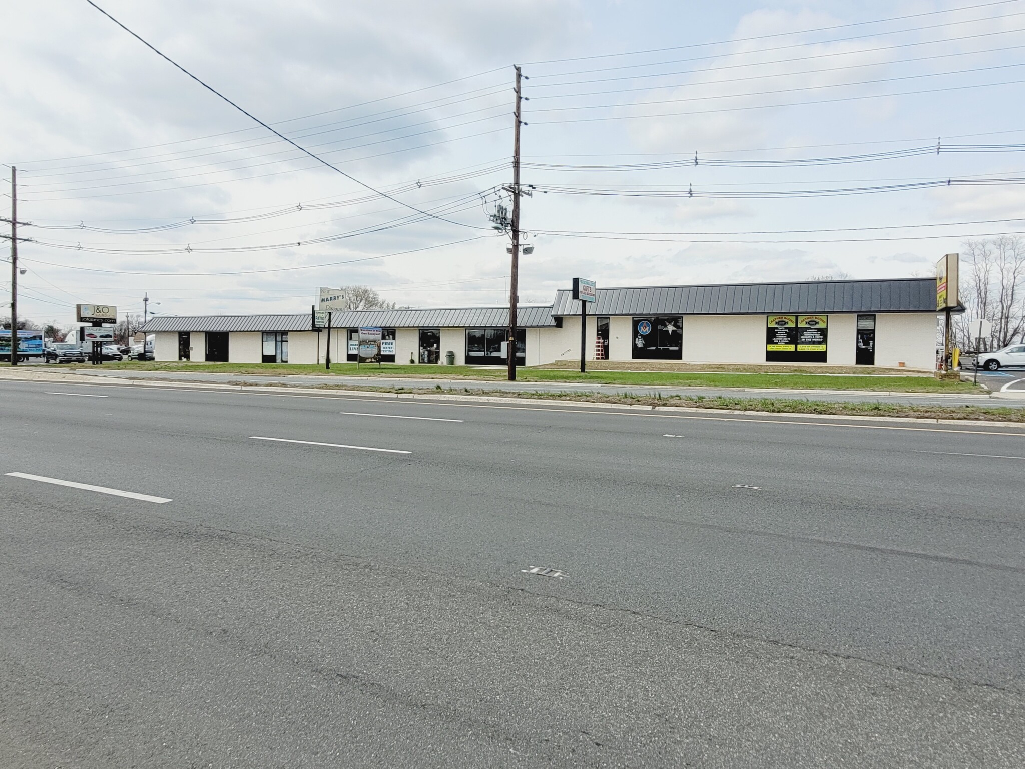 9411 N Crescent Blvd, Pennsauken, NJ for Rent