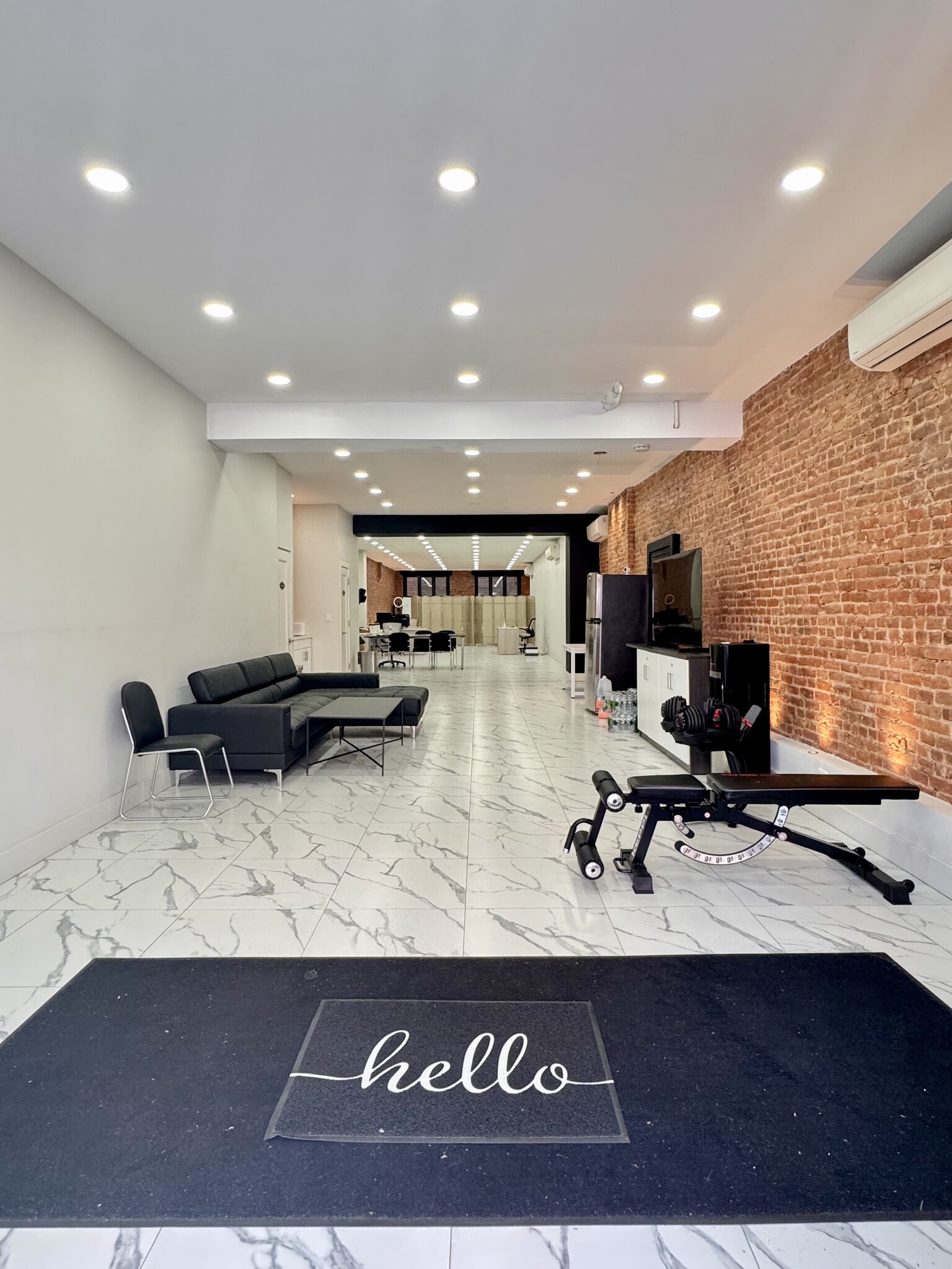 870 Dekalb Ave, Brooklyn, NY for Rent