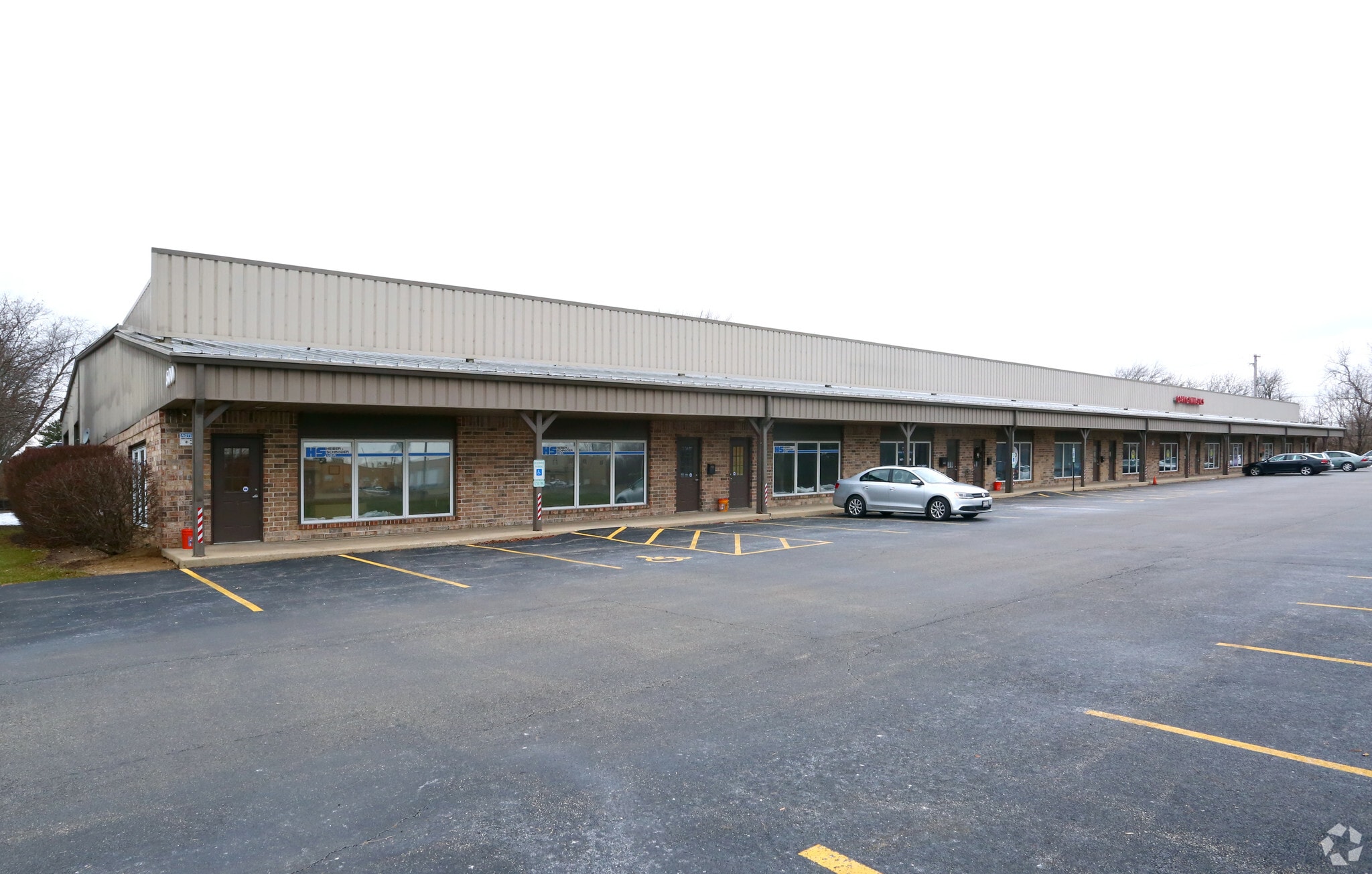 600 Industrial Dr, Cary, IL for Rent
