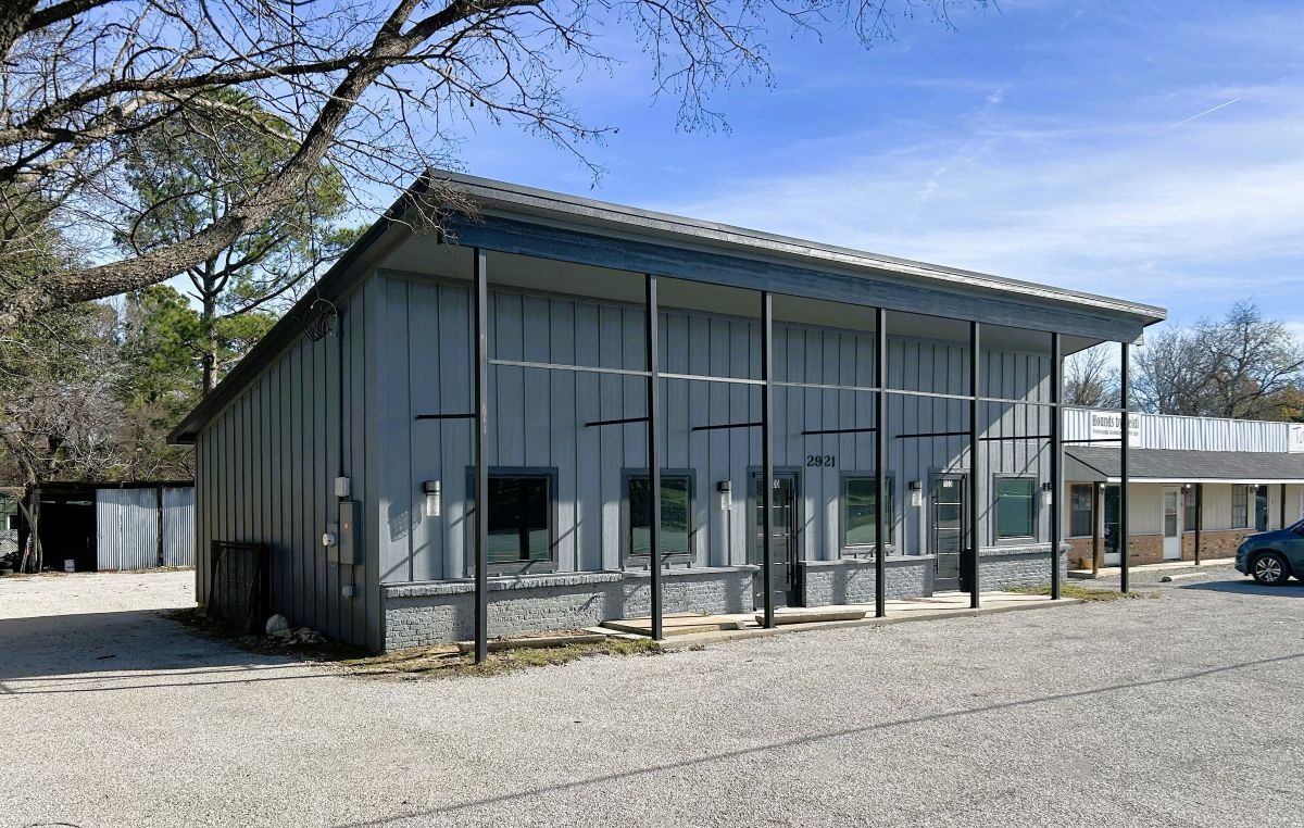 2921 N Travis St, Sherman, TX for Rent