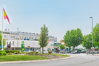 Paracuellos de Jarama, MAD Retail - 26 Avenida Juan Pablo II