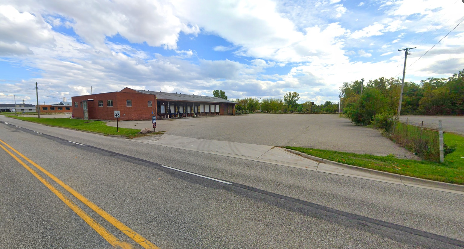 3333 W Saint Joseph St, Lansing, MI for Rent