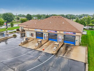 New Berlin, WI Car Washes - 14967 W National Ave