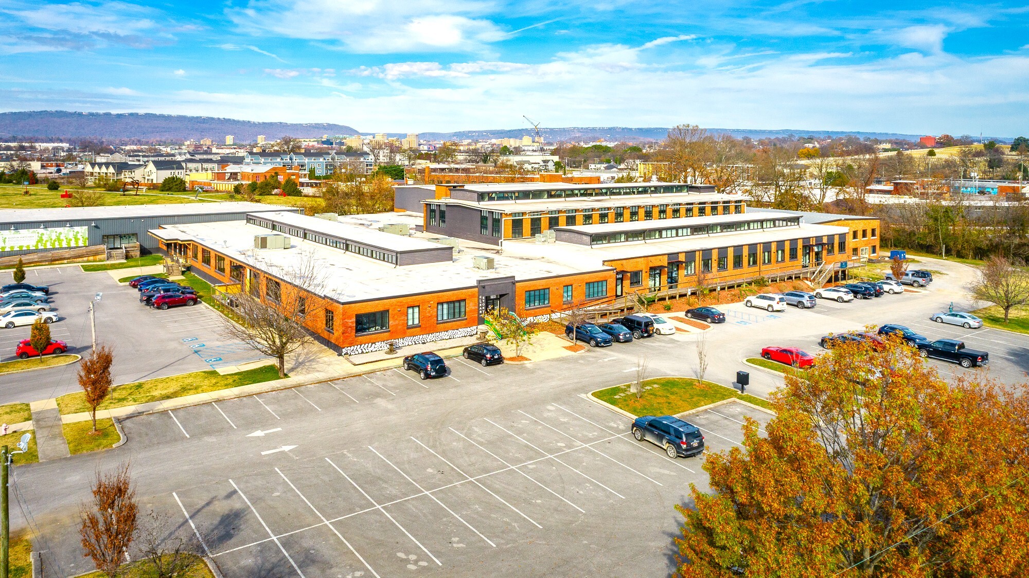 1601 S Holtzclaw Ave, Chattanooga, TN for Sale