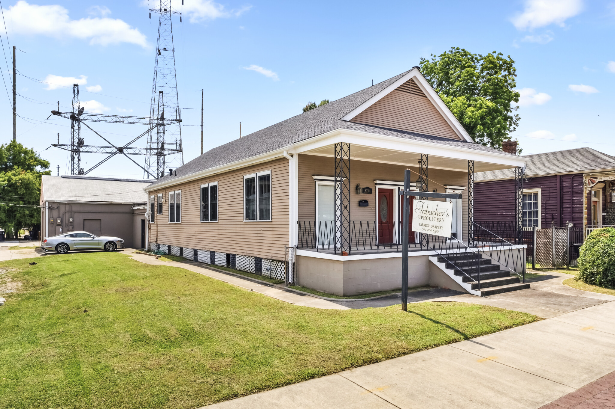 8704 Oak St, New Orleans, LA for Rent