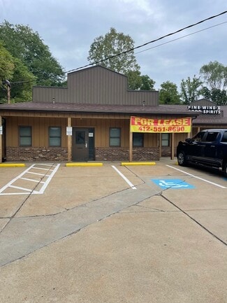 Burgettstown, PA Office/Retail - 2038 Smith Township State Rd