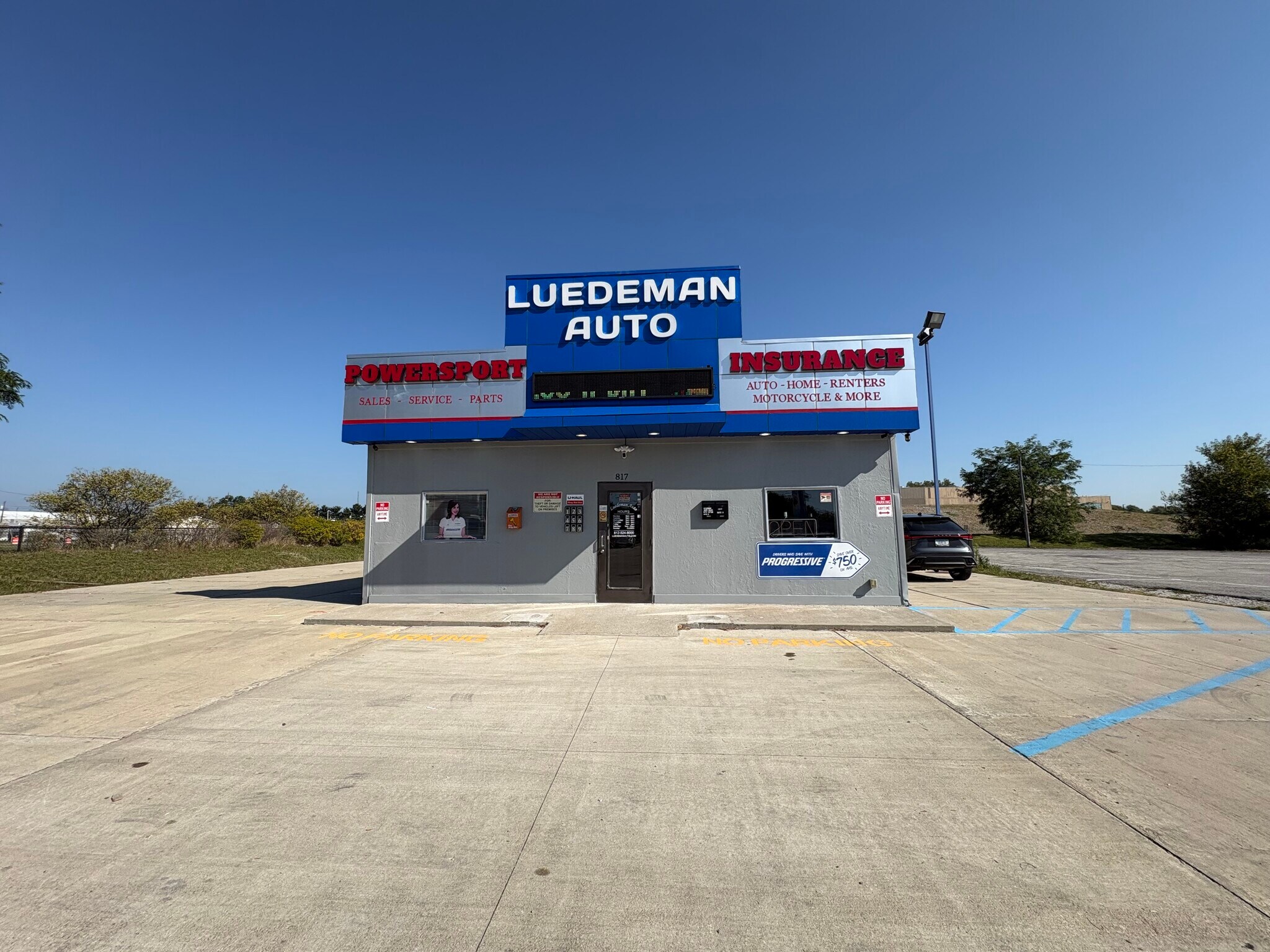 817 E Tipton St, Seymour, IN for Sale