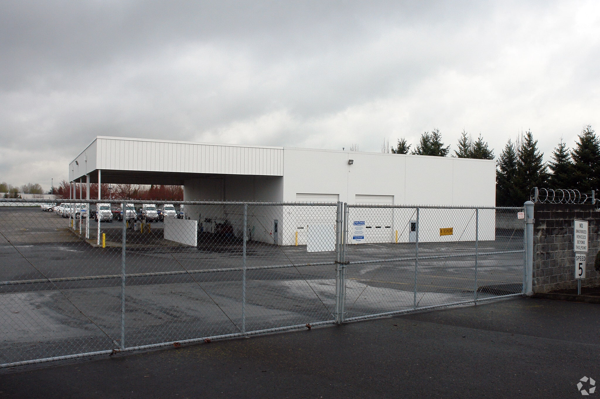 13704 NE Airport Way, Portland, OR for Rent