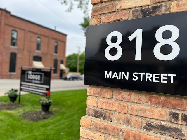 818 Main, Lapel, IN for Rent