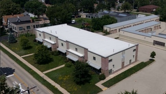 Saint Francis, WI Self-Storage Facilities - 2040 E St Francis Ave