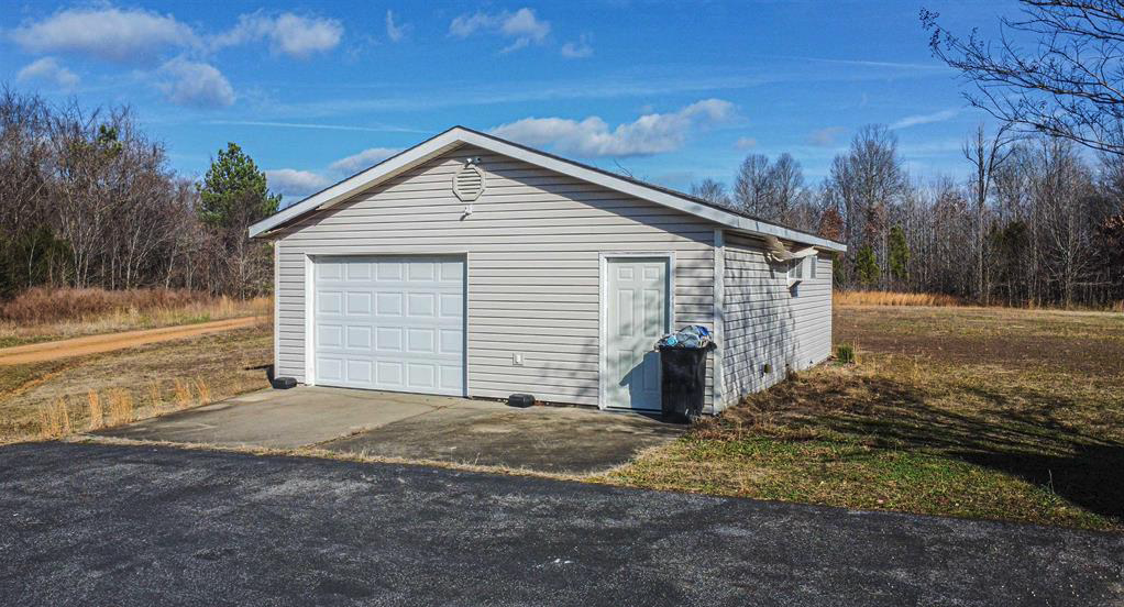 2025 Clark Line Rd, Paducah, KY for Sale