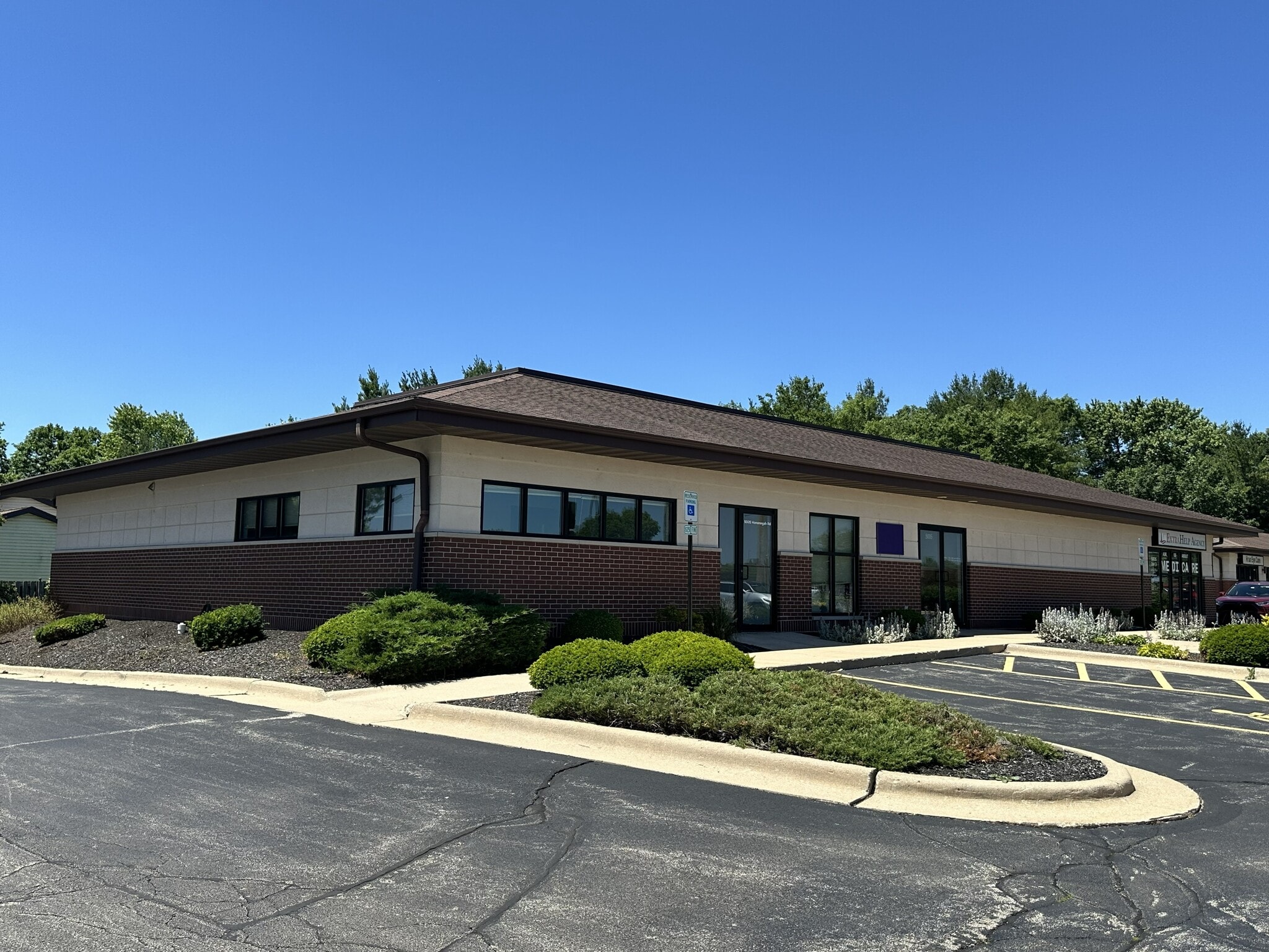 5003 Hononegah Rd, Roscoe, IL for Sale