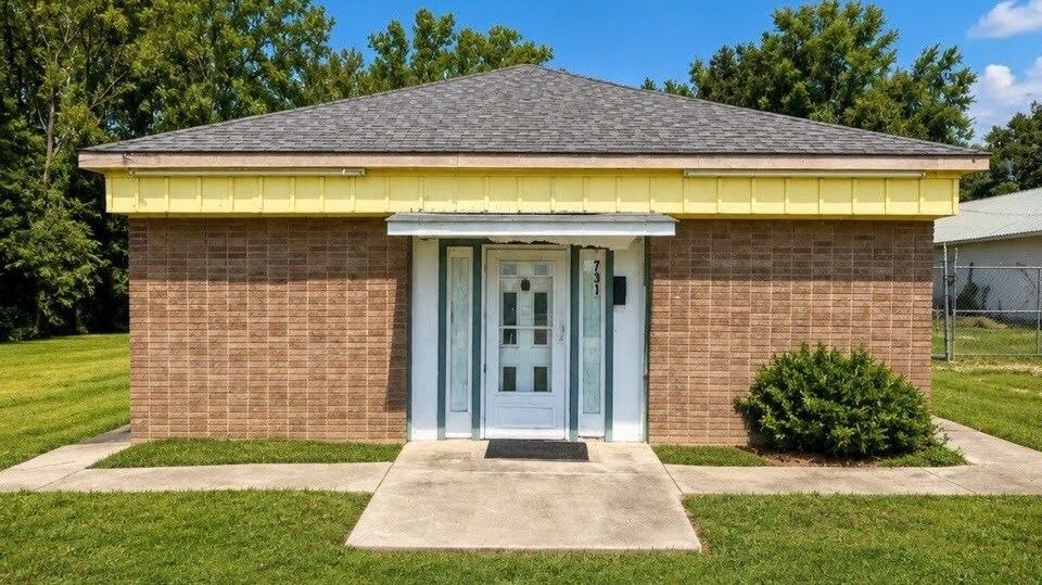 731 S Market St, Lancaster, SC for Sale