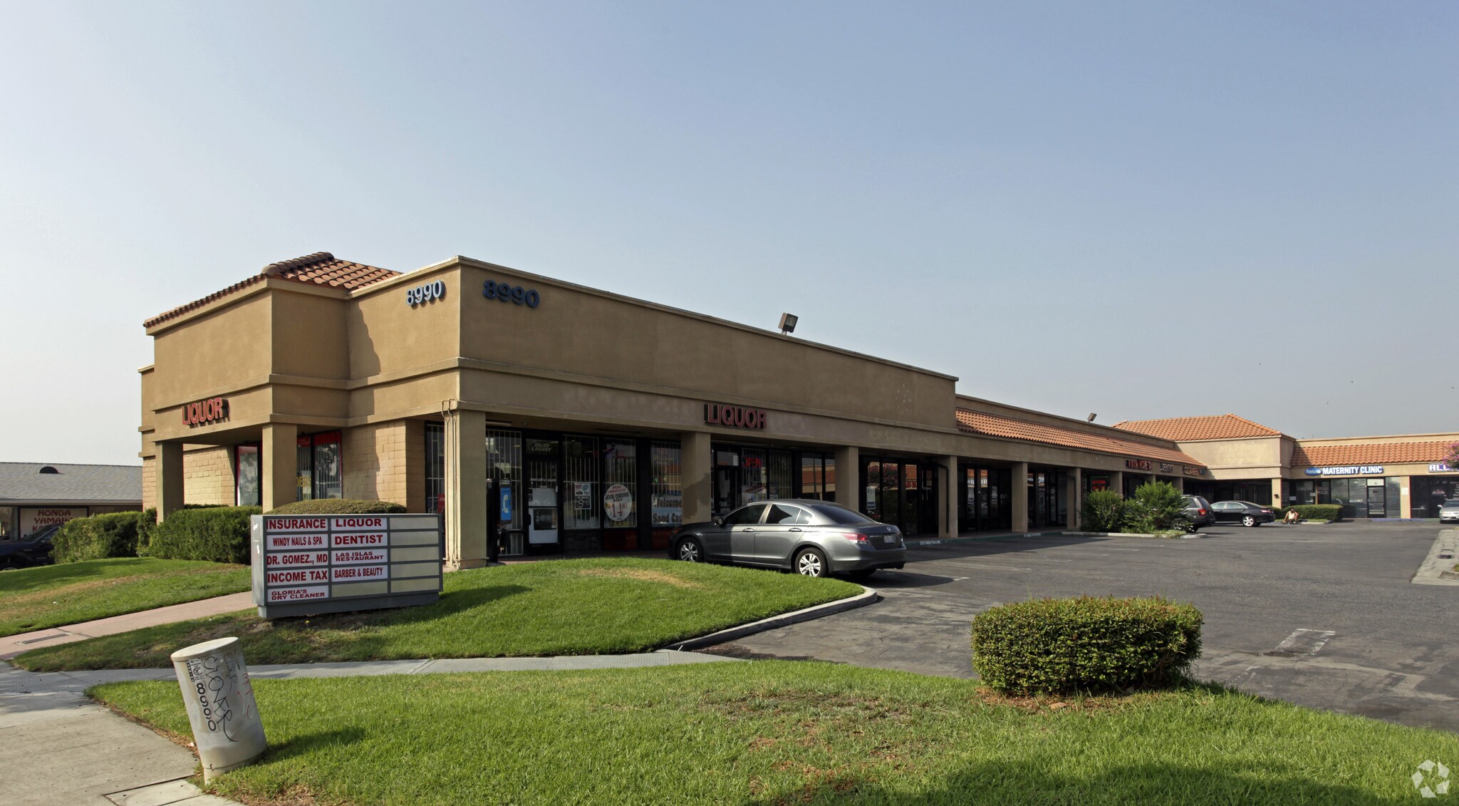 8990 Sierra Ave, Fontana, CA for Rent