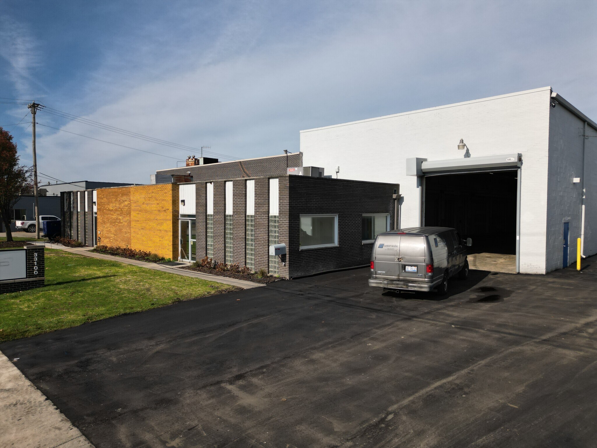 33100 Capitol St, Livonia, MI for Rent