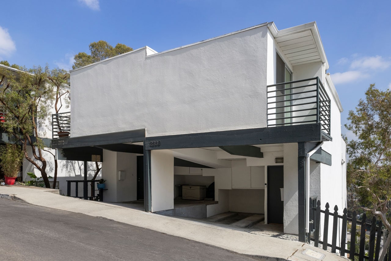 2330 Silver Ridge Ave, Los Angeles, CA for Sale