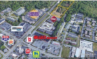 NE Greenville Blvd E 10th St  