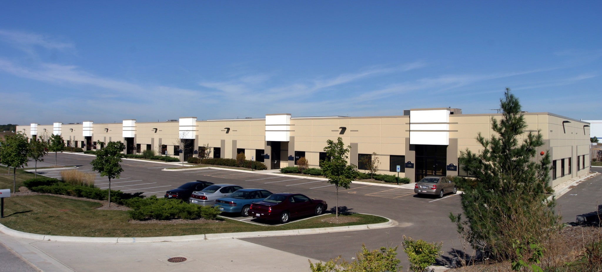 2402-2430 Millennium Dr, Elgin, IL for Sale
