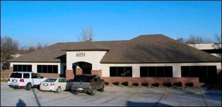 6051 N Chestnut Ave, Gladstone, MO for Rent