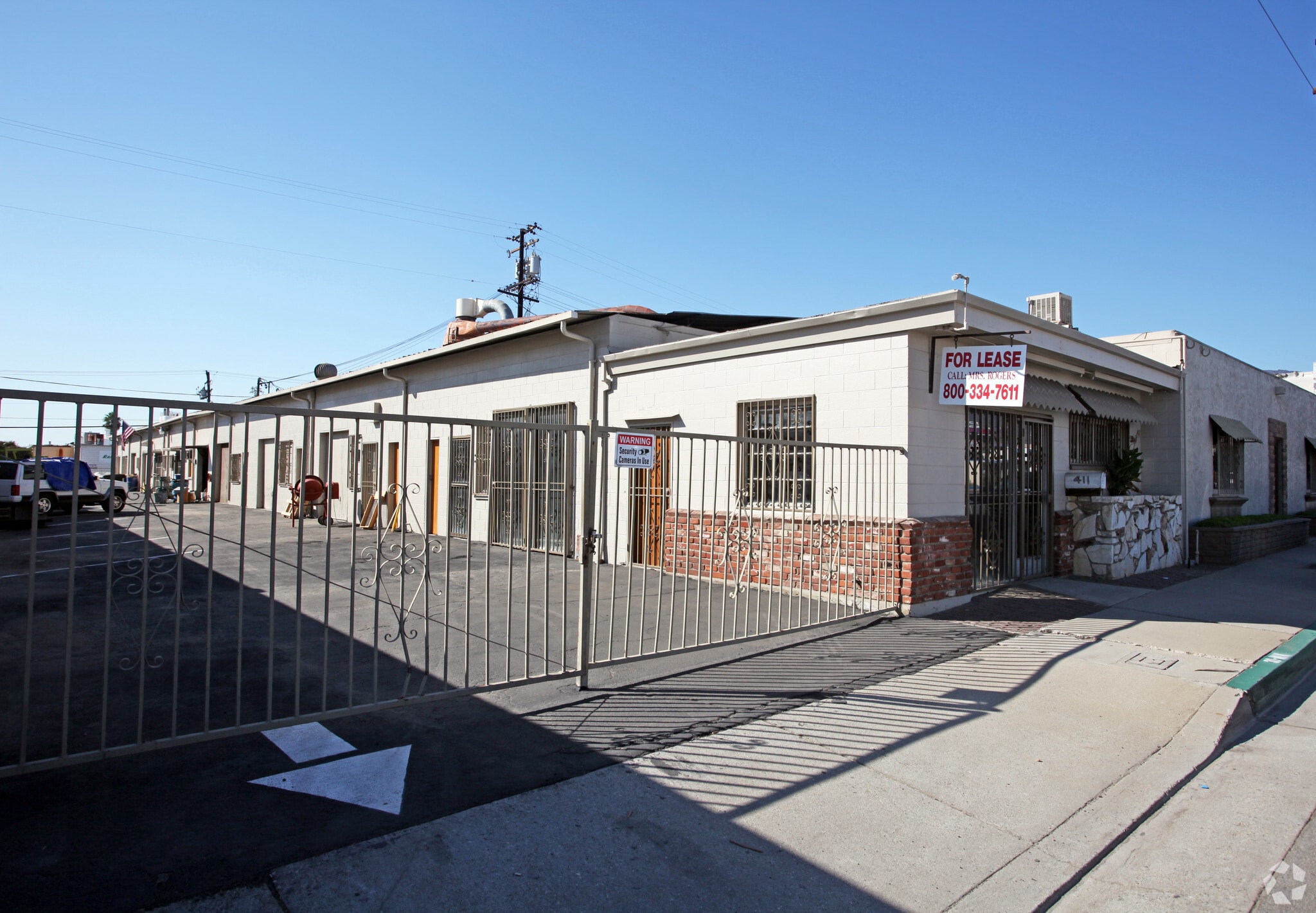 411 S Irwindale Ave, Azusa, CA for Sale